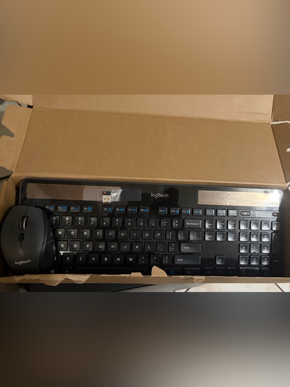 Logitech K750 Wireless Solar Keyboard - Black - Includes USB Dongle